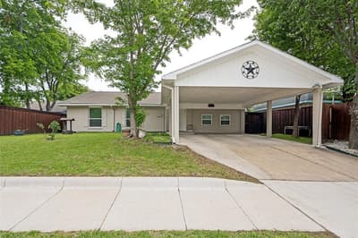 625 Kingston Drive, Grand Prairie TX 75051