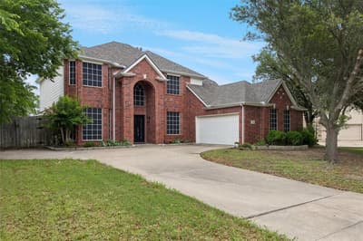 2702 Saint Charles Drive, Mansfield TX 76063