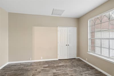 2702 Saint Charles Drive, Mansfield TX 76063 - Photo 5