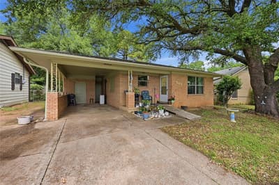 707 W Brock Street, Denison TX 75020 - Photo 3