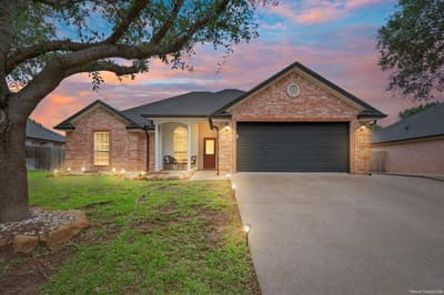 10517 Calaveras, Waco TX 76708