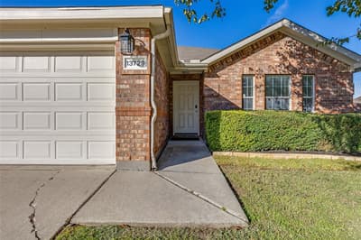 13729 Village Vista Drive, Fort Worth TX 76052 - Photo 3