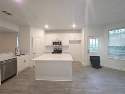 2719 Frazier Street, Dallas TX 75210 - Photo 5