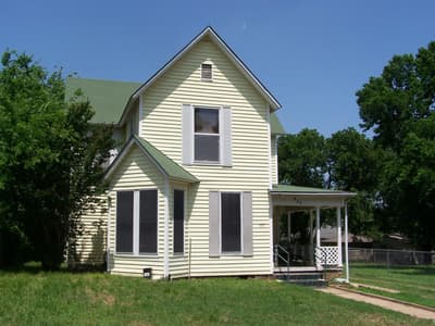923 Nelson Street, Denison TX 75020
