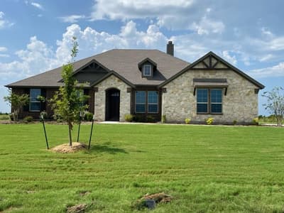 630 County Road 200, Valley View TX 76272