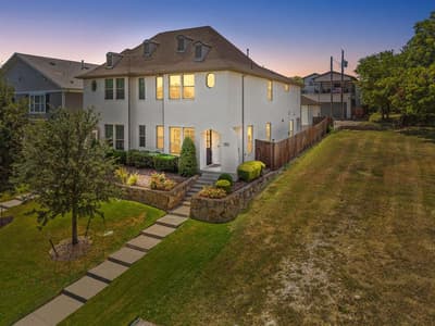 3711 Byers Avenue, Fort Worth TX 76107