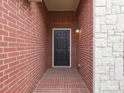 904 Grant Street, Burleson TX 76028 - Photo 4