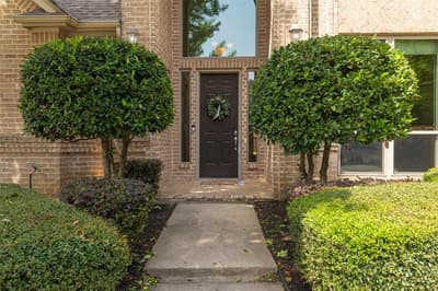 8105 Thornwood Drive, North Richland Hills TX 76182 - Photo 3