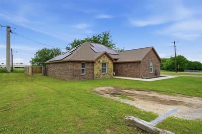 508 Simpson Drive, Sherman TX 75092 - Photo 2