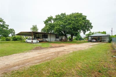 5716 Thousand Oaks Drive, Joshua TX 76058 - Photo 2