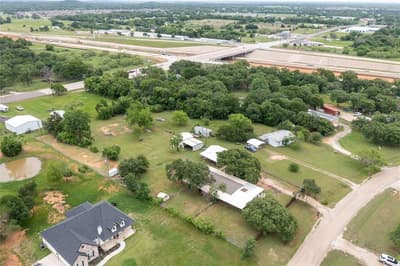 5716 Thousand Oaks Drive, Joshua TX 76058