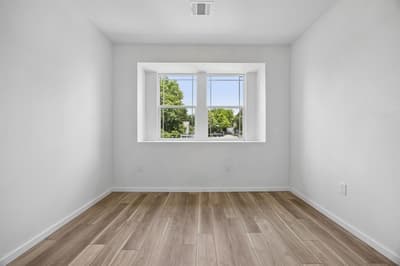 1011 S Waverly Drive, Dallas TX 75208 - Photo 5