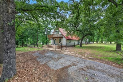203 Fairway Drive, Nocona TX 76255