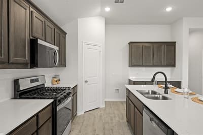 945 Abalone Avenue, Haslet TX 76052 - Photo 5