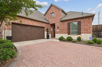 2045 Spotted Fawn Drive, Arlington TX 76005