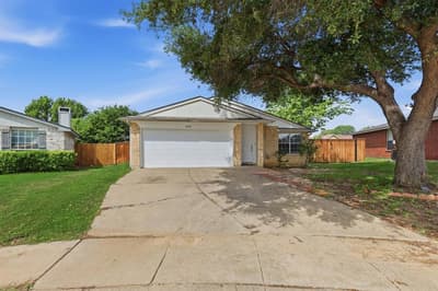 4208 Ocho Rios Drive, Fort Worth TX 76137 - Photo 2