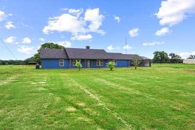 1250 County Road 2280, Telephone TX 75488