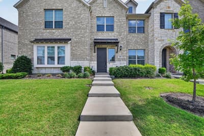 685 Watersedge Court, Lewisville TX 75067 - Photo 2