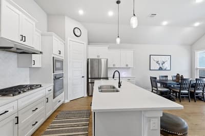 405 Hummingbird Drive, Celina TX 75009 - Photo 5