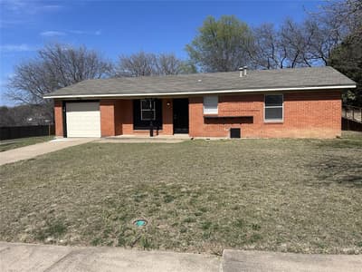 6406 Waynewood Court, Fort Worth TX 76135