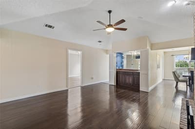 801 Country Club Place, Grand Prairie TX 75052 - Photo 5