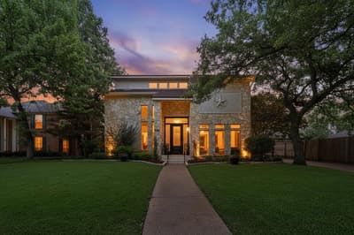 4917 Wareham Drive, Arlington TX 76017 - Photo 2