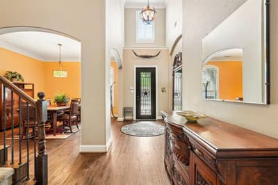 812 Moss Cliff Circle, McKinney TX 75071 - Photo 4