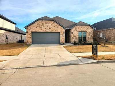490 Oak Creek Drive, Lavon TX 75166 - Photo 2