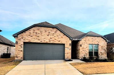 490 Oak Creek Drive, Lavon TX 75166
