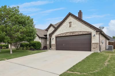 124 Camouflage Circle, Willow Park TX 76008