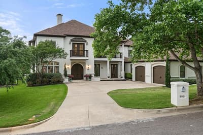 8924 Waterchase Circle, Fort Worth TX 76120