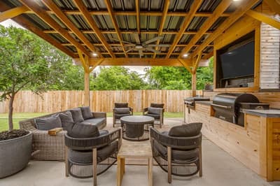 210 Willow Creek Drive, Weatherford TX 76085
