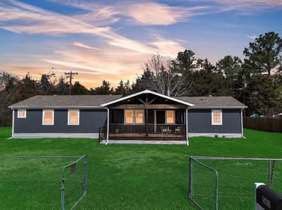 583 Hillcrest Circle, Gordonville TX 76245