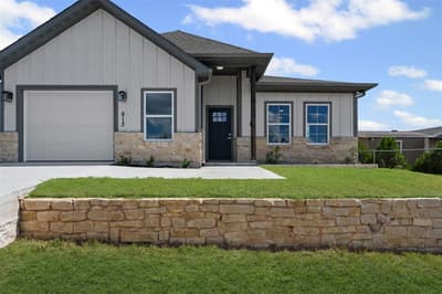 913 Pease River Drive, Granbury TX 76048 - Photo 3