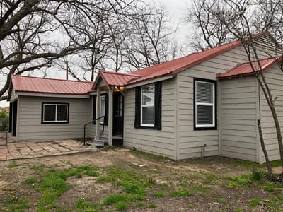1310 S 5th Street, Bonham TX 75418