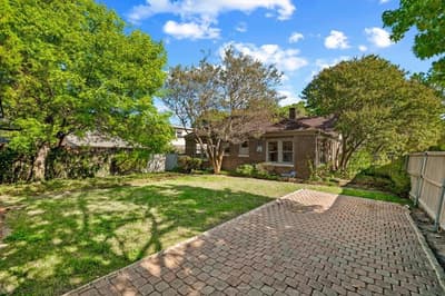 725 Newell Avenue, Dallas TX 75223 - Photo 2
