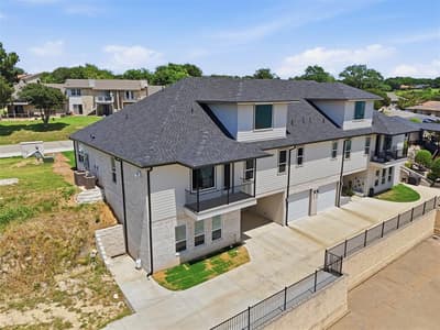 5126 Country Club Drive, Granbury TX 76049 - Photo 3