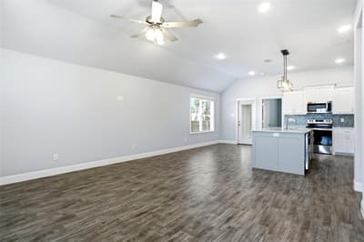 103 Clover Circle, Weatherford TX 76086 - Photo 2