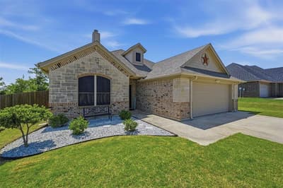 714 Mary Lee Lane, Collinsville TX 76233