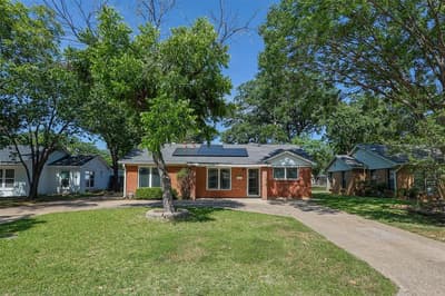 733 Thersa Drive, River Oaks TX 76114