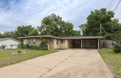 5405 Trail Lake Drive, Fort Worth TX 76133 - Photo 2