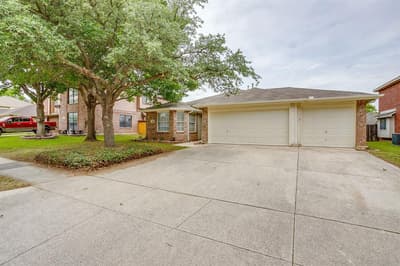 736 Cardinal Drive, Saginaw TX 76131