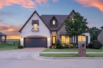 1129 Stonebridge Pass, Gunter TX 75058