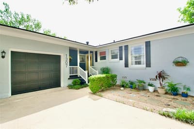 1307 N 65th Street, Waco TX 76710 - Photo 2