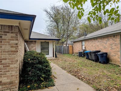 6709 Ridgecrest Court, Fort Worth TX 76133 - Photo 3
