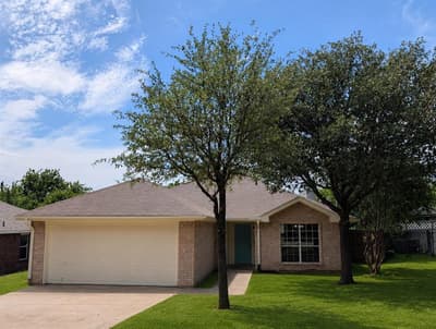 4821 Saint Thomas Place, Fort Worth TX 76135