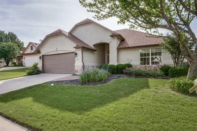11009 Southerland Drive, Denton TX 76207 - Photo 2