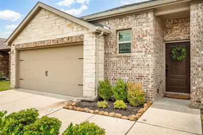 1712 Ferguson Lane, McKinney TX 75071 - Photo 3