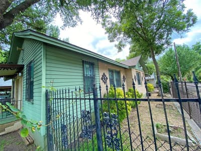 1001 Grandview Avenue, Dallas TX 75223 - Photo 4