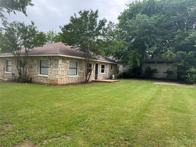 607 E Hundley Drive, Lake Dallas TX 75065 - Photo 2
